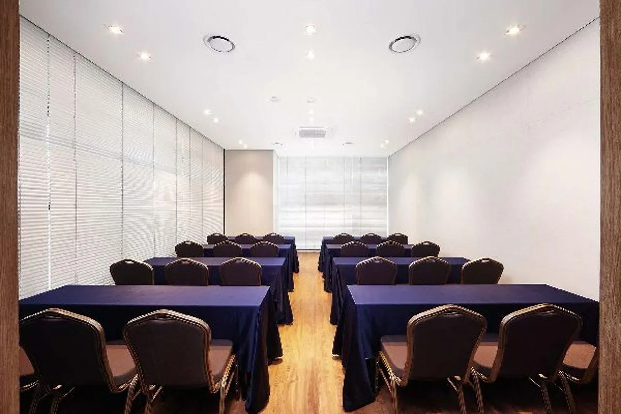 Citadines Connect Hari Pusan Hotel