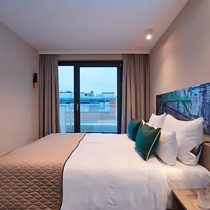 Leonardo West 4* 비엔나