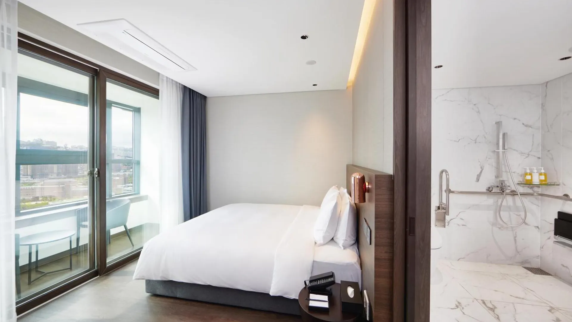 Citadines Connect Hari Busan Hotel